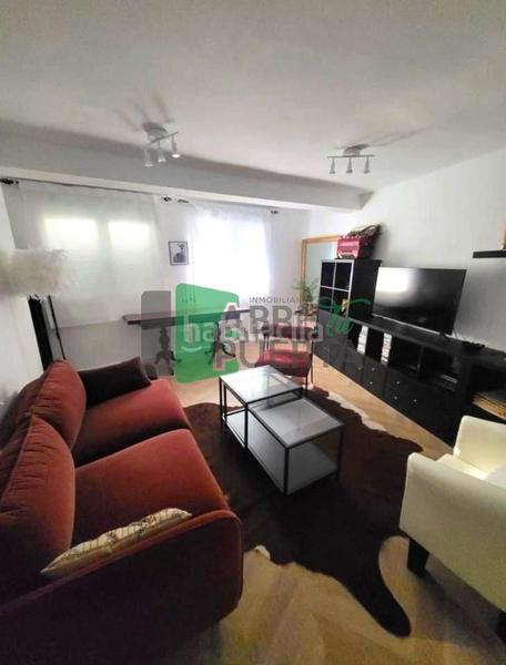 Foto c6aad2b2-cc3b-4e3b-9394-27a9710fc127. Casa adossada amb calefacció a Barrocanes Ourense