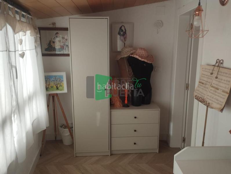 Foto f4023bb5-3e71-46ef-b0d9-de2cd54ef633. Casa adossada amb calefacció a Barrocanes Ourense