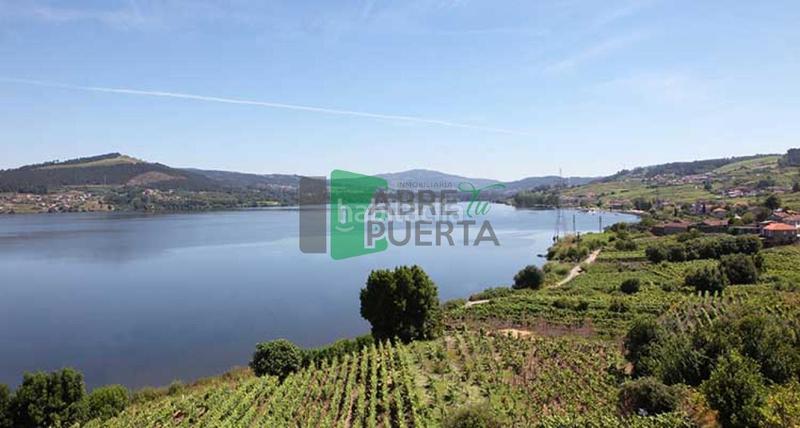 Foto 4e3e0ea1-3de9-4c5c-a39c-9861e33d9b3b. Haus mit heizung parking in Castrelo de Miño