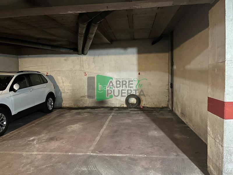 Foto 54fcd4ed-0558-439e-bb67-7d48bb055afa. Parking coche en Universidad Ourense