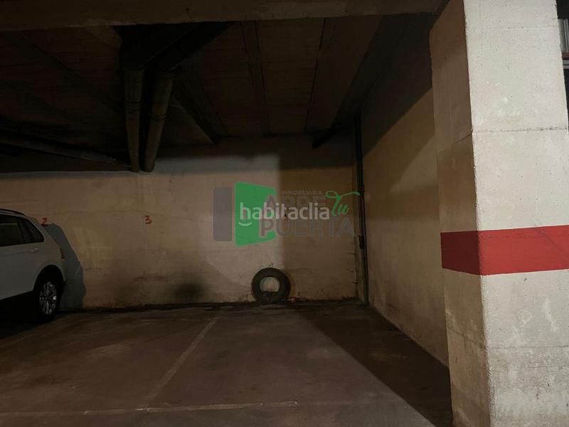 Foto f468b2a5-c1ec-4f00-a1bf-12158bb19cc2. Parking coche en Universidad Ourense