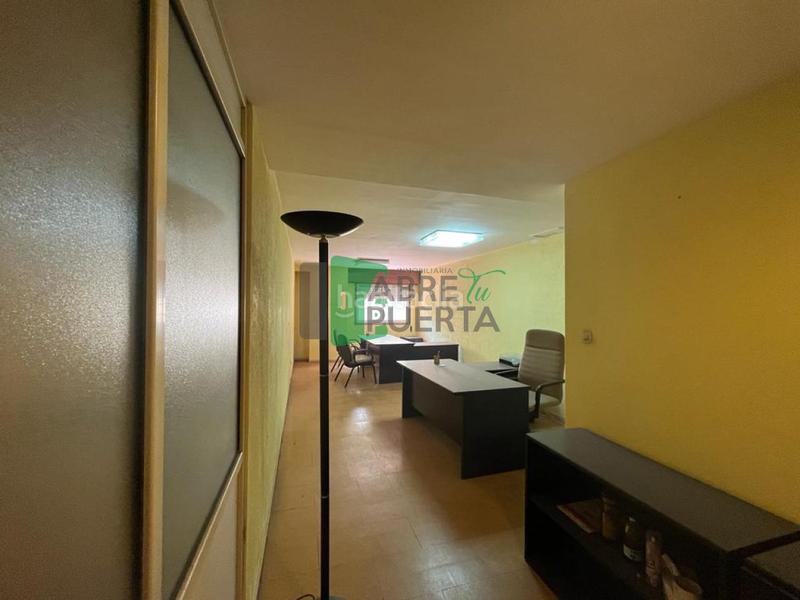 Foto 303a016f-591b-4c3f-b630-d583a585f02e. Bureau avec chauffage dans Centro Ourense