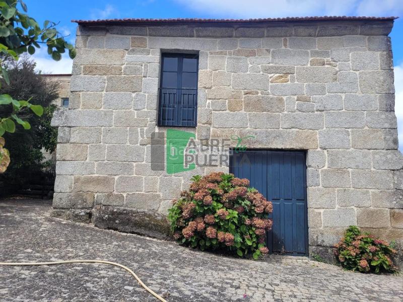 Foto 1f2bccd5-3f2a-426a-adff-28ae4fea680a. Casale con riscaldamento in Beade