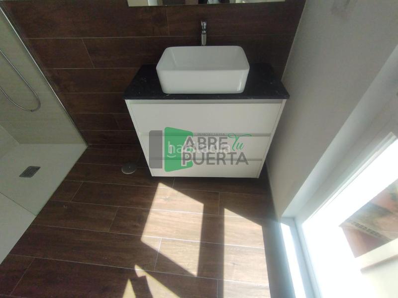 Foto b854c36c-e39b-4bbe-8e17-d49746eb3a52. Miete zweistöckige wohnung mit heizung in Casco Viejo Ourense