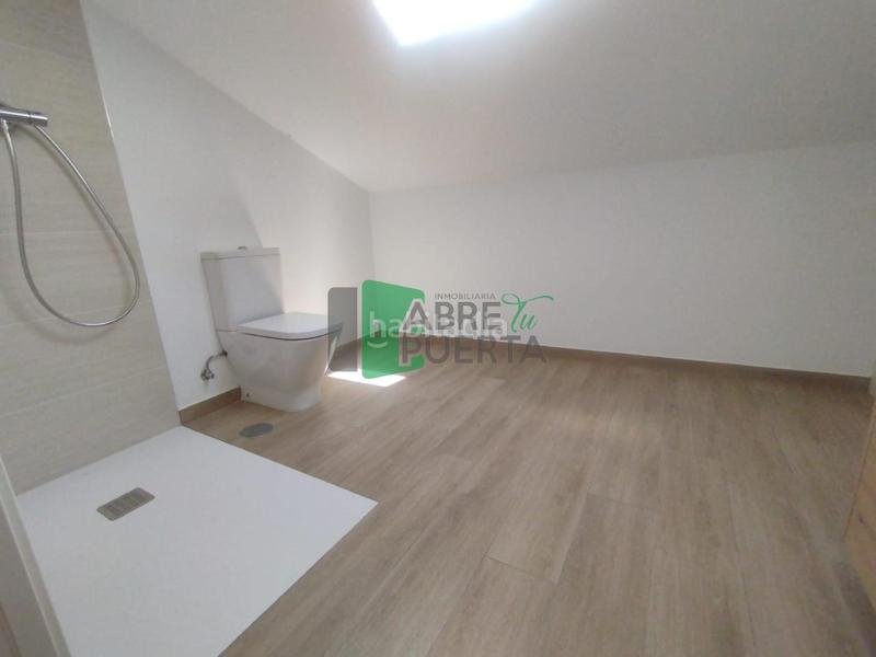 Foto cfcbddec-3c45-4709-9a85-f6eb2a6c99eb. Miete zweistöckige wohnung mit heizung in Casco Viejo Ourense