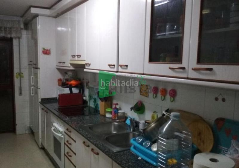 Foto 1a08bf53-363b-4153-8f9b-1b9212654326. Etagenwohnung mit heizung in As Lagoas Ourense