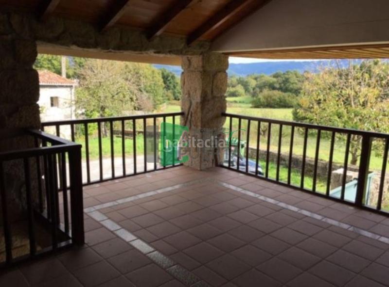 Foto 842d9c25-5bf7-4b8c-a296-29ddd3377886. Casa en Coles