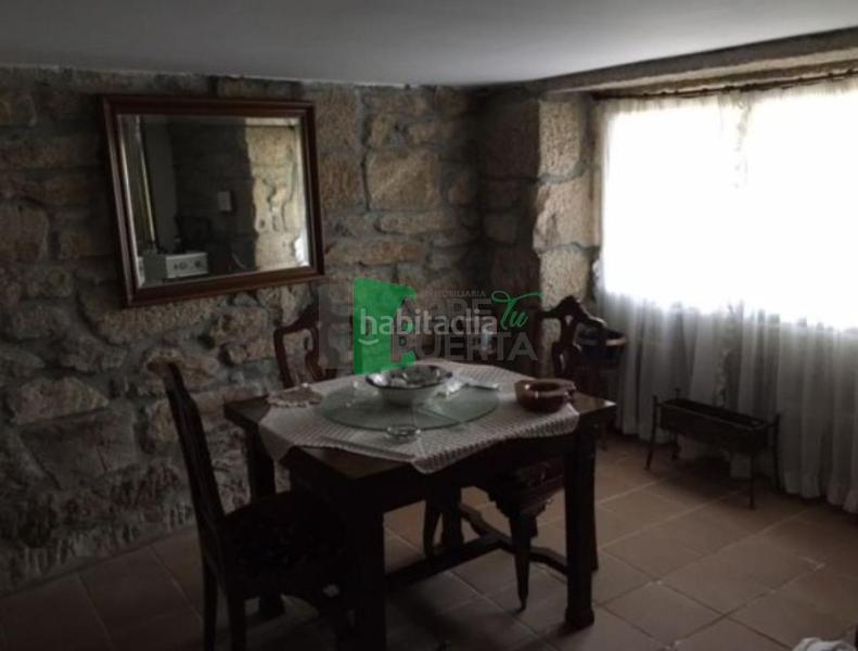 Foto c8d5f1b5-52ad-49d8-9f01-e2f7384996a7. Casa en Coles