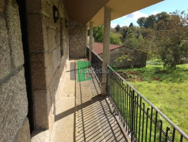 Foto e0292299-2ea1-47c4-81e0-6ace898570a6. Casa en Coles