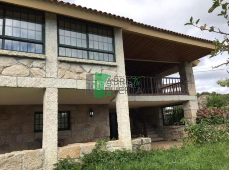 Foto 74a149d3-ea7a-4bf6-853e-75d1644c5ceb. Casa amb calefacció aparcament a Coles