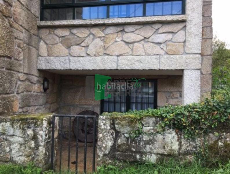 Foto 2896b5ef-fe8b-4157-8d26-92c24dc88f82. Haus mit heizung parking in Coles