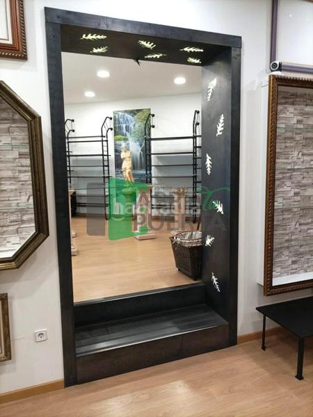 Foto 504bbb27-ad29-4864-81b2-a7a075671fe3. Locale commerciale in Casco Viejo Ourense