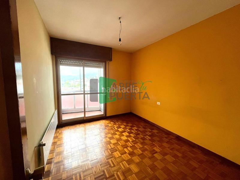 Foto c2fe0bc0-9271-4086-bacd-e29cbb732f6b. Appartamento con riscaldamento parcheggio in A Ponte Ourense