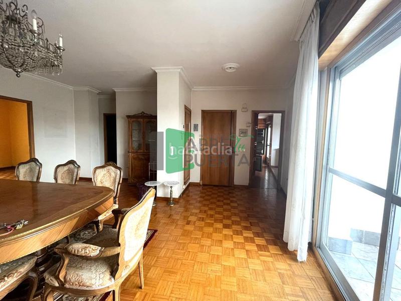 Foto c965d569-8685-47d6-9bb4-4b676c6f8664. Pis amb calefacció aparcament a A Ponte Ourense