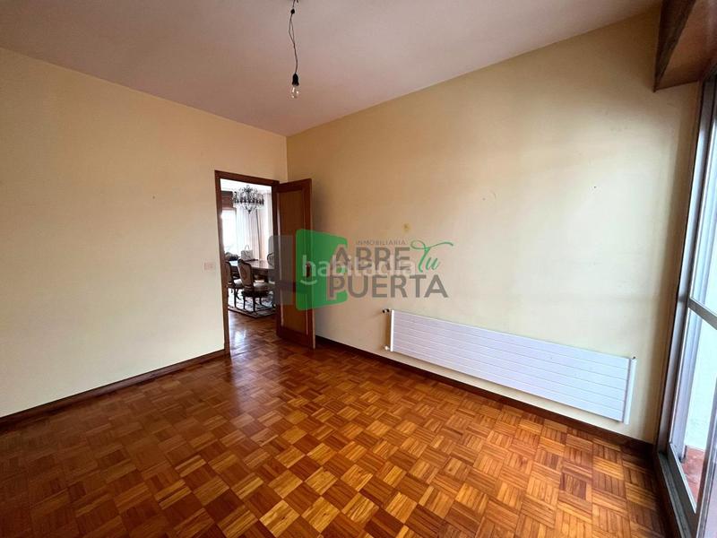Foto ec4a0fe2-cc40-4462-bce3-01e2149aedee. Piso en A Ponte Ourense