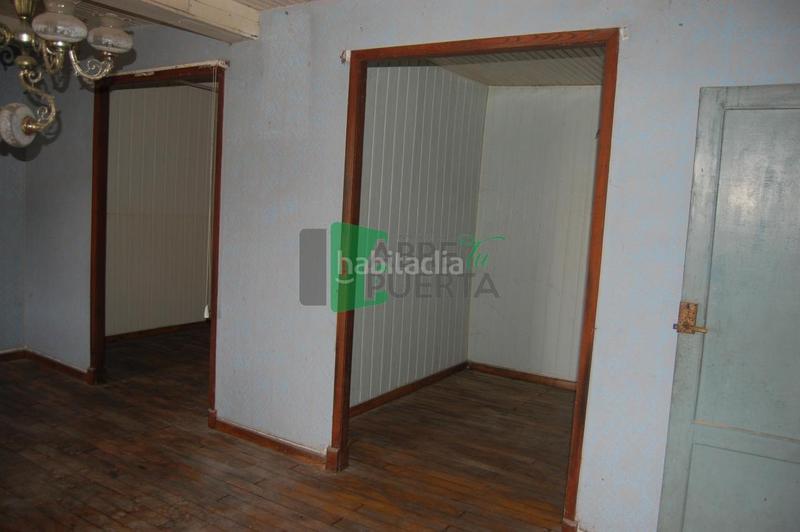 Foto 5d5499df-36a2-4f4e-9f66-a3f691b08698. Haus mit heizung in Amoeiro