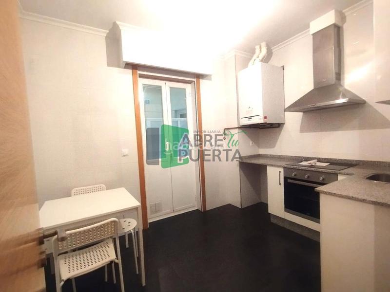 Foto 39ab9dd3-f8cc-453f-90ac-d68fae8e35db. Appartamento con riscaldamento in Casco Viejo Ourense