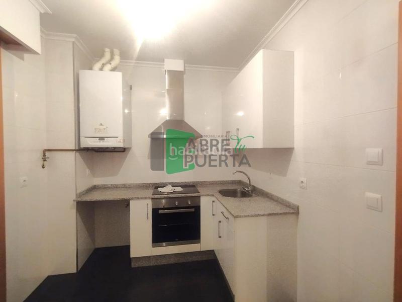 Foto 92a09385-b196-4477-bed1-27222612fddd. Appartamento con riscaldamento in Casco Viejo Ourense