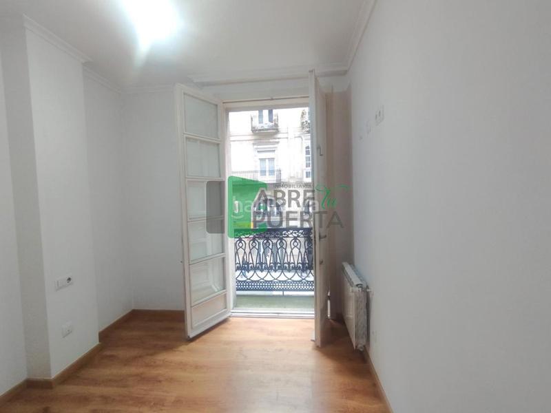 Foto df8d8283-6ec4-4df6-9416-bb4aef2f5467. Appartamento con riscaldamento in Casco Viejo Ourense