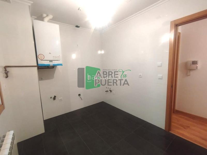 Foto 4be5a2f1-5ab5-4eaf-9a72-a9298df7990c. Appartement avec chauffage dans Casco Viejo Ourense