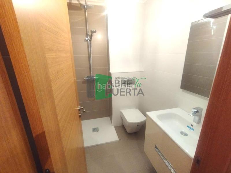 Foto 9d657aa1-b2cf-4b92-ab8d-cc422b16eb28. Flat with heating in Casco Viejo Ourense