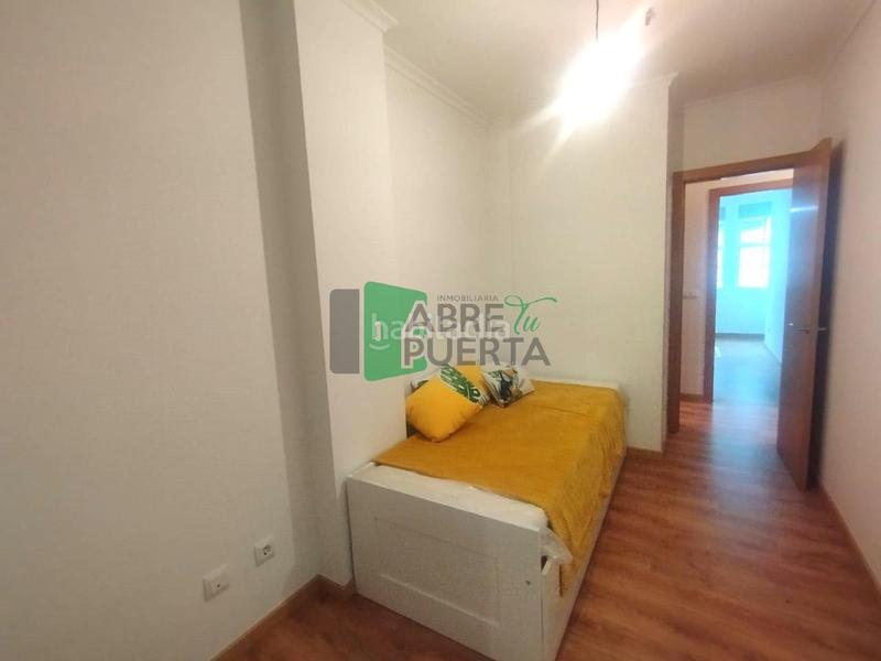 Foto d31ad245-7da0-4929-b49b-b74d65865431. Flat with heating in Casco Viejo Ourense