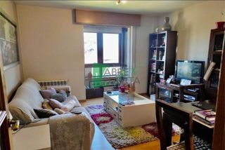 Zweistöckige Wohnung in Barrocanes