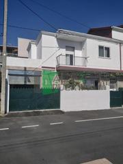 Casa adossada a Barrocanes