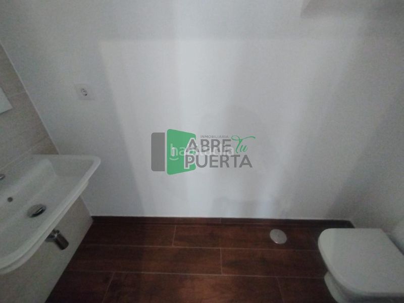 Foto ae287a8d-8750-42b9-8161-454c3cd74238. Dúplex amb calefacció a Casco Viejo Ourense