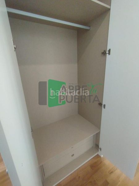 Foto eb8d220d-8c46-482e-a52a-418af27becf4. Dúplex amb calefacció a Casco Viejo Ourense