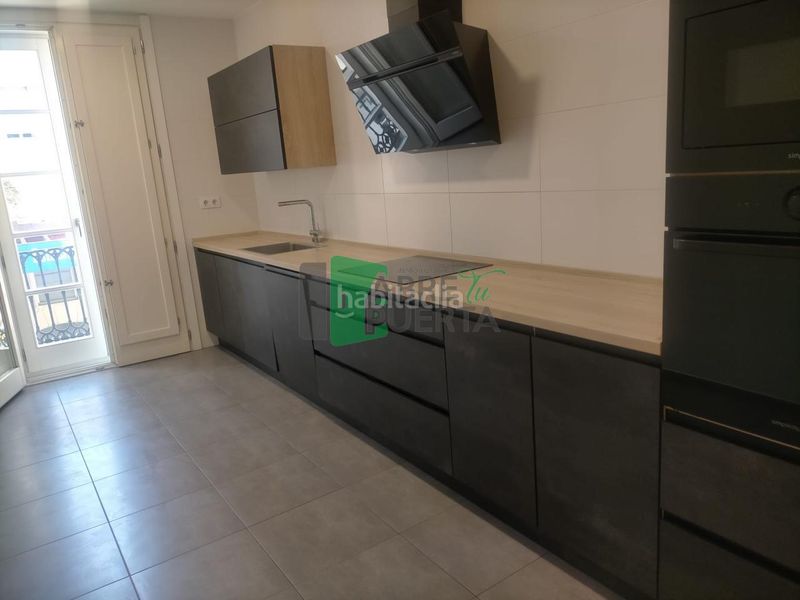 Foto 5a63904f-8d89-42b8-9794-f5d4ef3b30d8. Piso en Centro Ourense