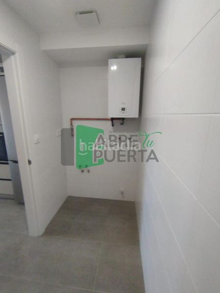 Foto e122bd16-3743-4df2-ae3f-b13db4e75744. Piso en Centro Ourense
