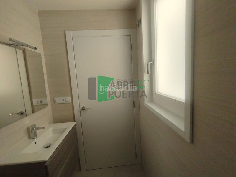 Foto fe0ab576-95d9-43a6-a84d-6b7ec030999c. Piso en Centro Ourense