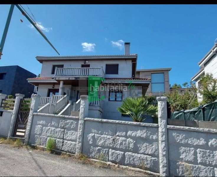 Foto 30d317d6-d6f6-46eb-a40b-c1ee78a68f34. Chalet en Mariñamansa Ourense
