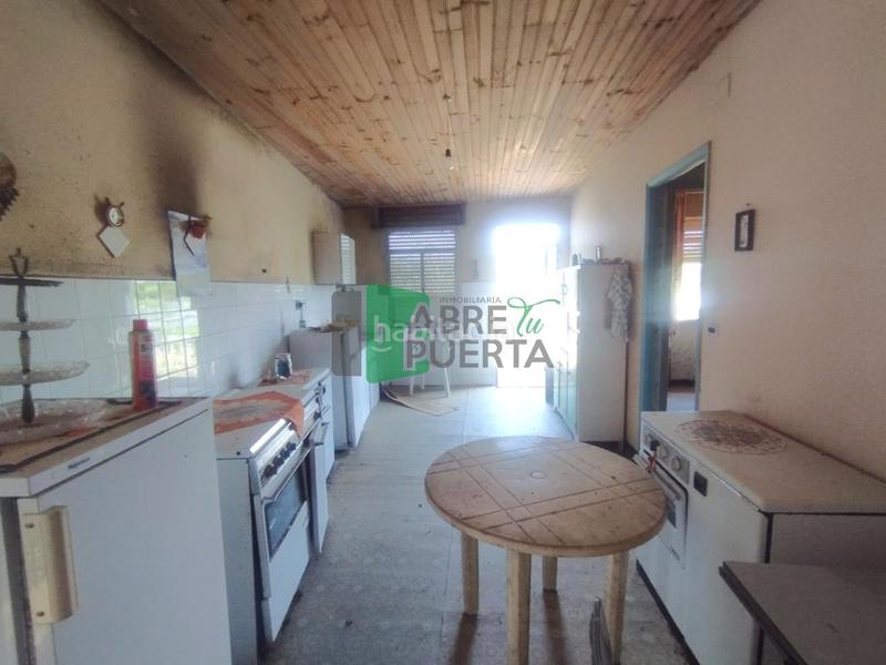 Foto 03b37b1b-358b-4a58-91f6-b7a1ae5a5664. Casa en Coles