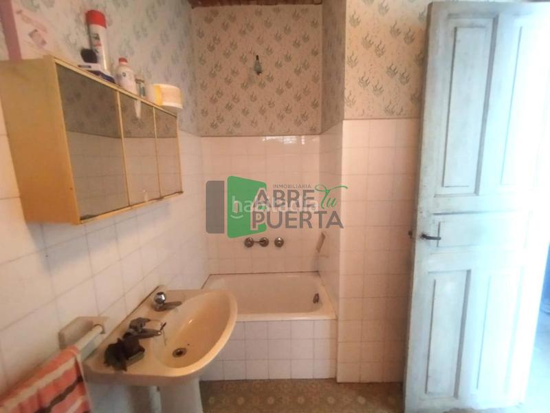 Foto 5d2d056e-026d-40ab-b9a2-e4d7aa2b1dd7. Casa en Coles