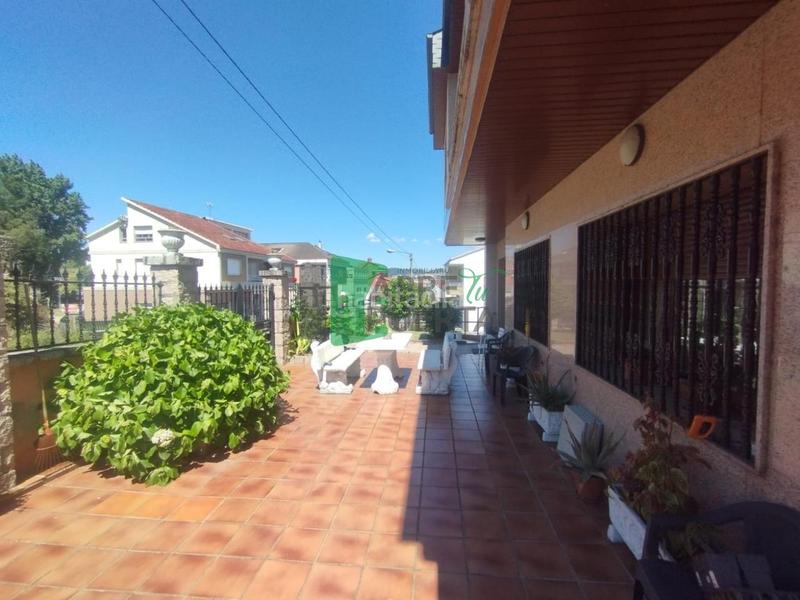 Foto 4fee91e7-0216-4ec6-ab5b-d0128f58f7d3. Chalet mit parking in A Carballeira Ourense