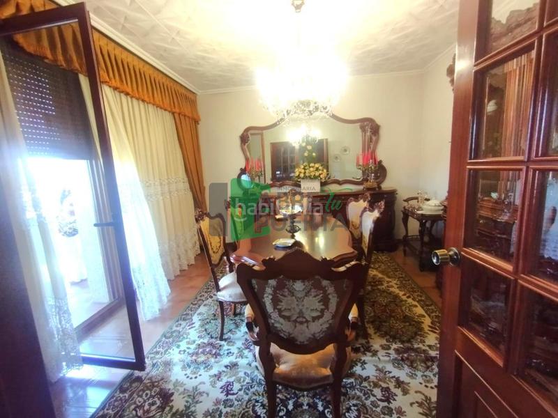 Foto 6bea306a-55dd-4b48-8441-d9bc7bc27db5. Chalet mit parking in A Carballeira Ourense