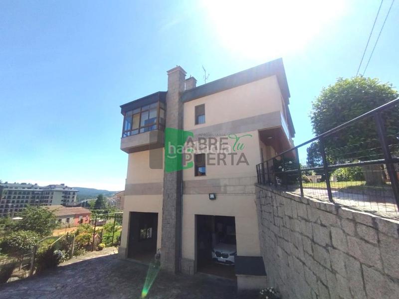 Foto f9a75921-6e7c-4dd1-a71d-f10eb30fe8a5. Chalet mit parking in A Carballeira Ourense