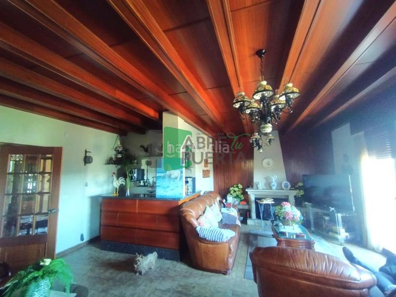 Foto 0085fcad-c720-469f-bdb8-f7da9c7e5f89. Chalet en A Carballeira Ourense