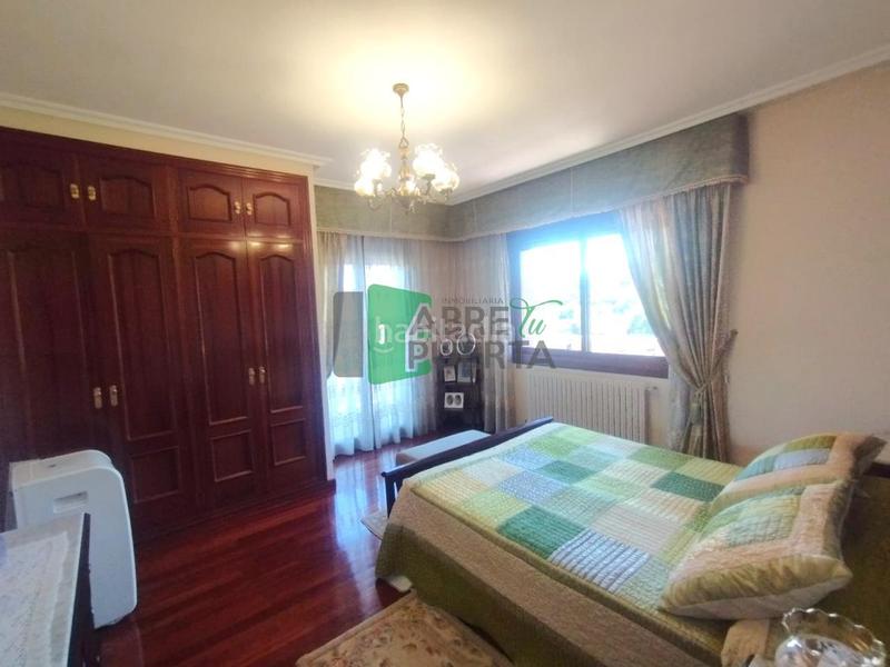 Foto 1825a2ec-c10e-4f51-be21-faa570e380a0. Chalet en A Carballeira Ourense