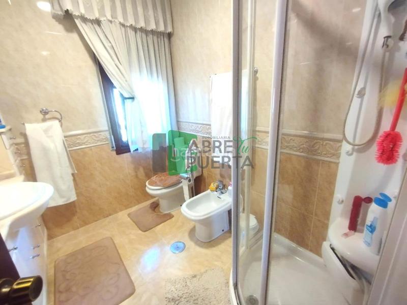 Foto b41e9c57-b37a-4922-9bd3-86b0f7d8fe97. Chalet en A Carballeira Ourense