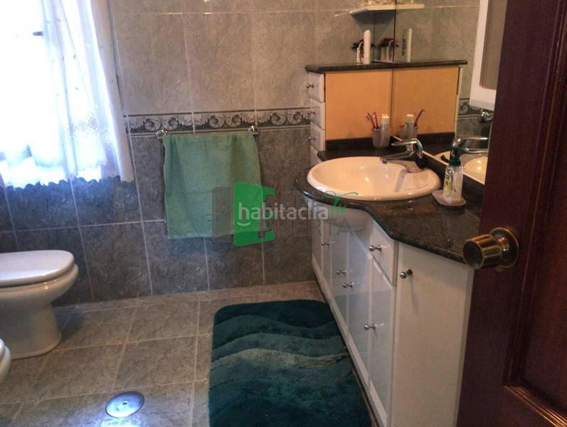 Foto f3d1e7f1-97b8-476d-ace4-f4b6ac94db23. Chalet en A Carballeira Ourense