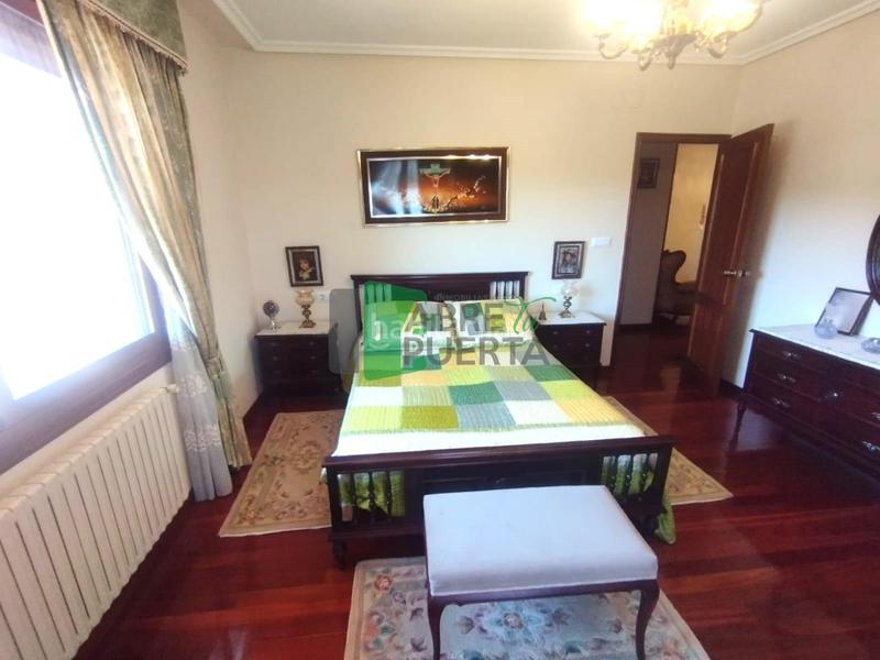 Foto 5d59e39d-dfba-4c71-ac1d-4c8508baccd7. Xalet amb aparcament a A Carballeira Ourense