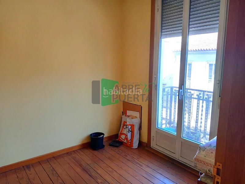 Foto 2ae10aea-bab6-48bb-a210-9b70153bc4ca. Édifice dans A Carballeira Ourense