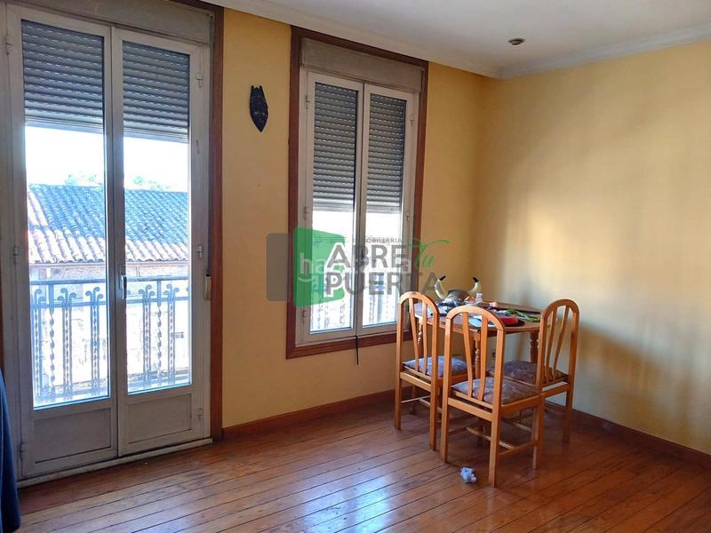 Foto b62c0e75-aff9-4cf5-9452-62993a32b1d8. Edificio en A Carballeira Ourense