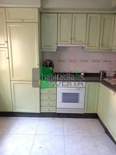 Foto bfdb7c3f-0ef7-4861-9087-b04aa5f860d7. Edificio en A Carballeira Ourense