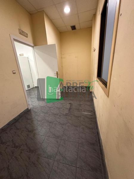 Foto 1b15c6be-d318-4b1b-b336-b8e898d726e2. Lloguer local comercial a Residencia Ourense