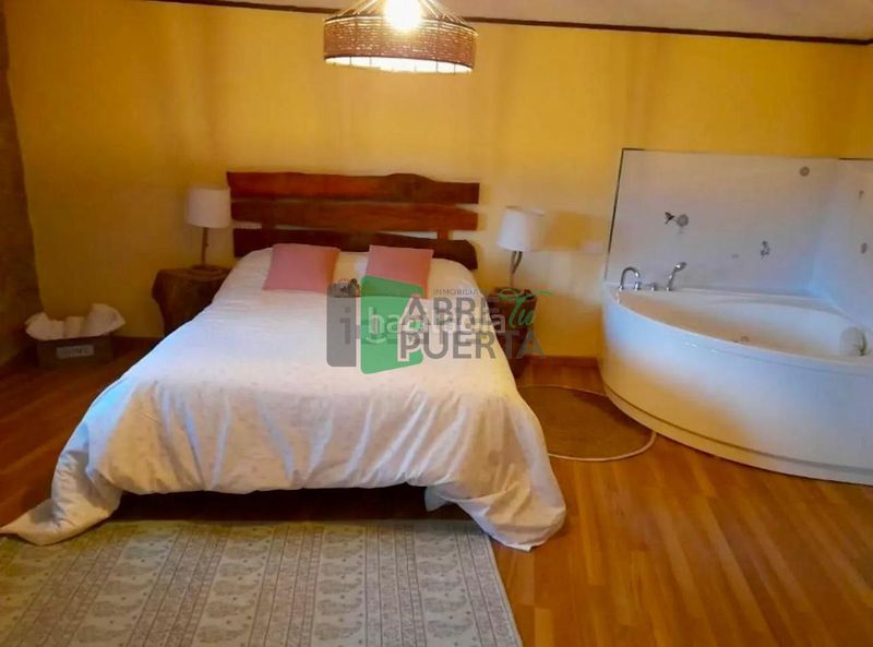 Foto 29316d16-2b6c-4c61-bca9-99240f91d7b6. Casa en Maside