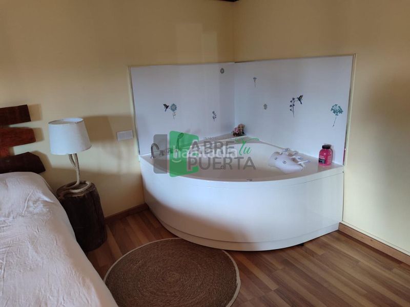 Foto c527c1bc-6bac-4f4f-841f-b4f45eb5305e. Casa en Maside